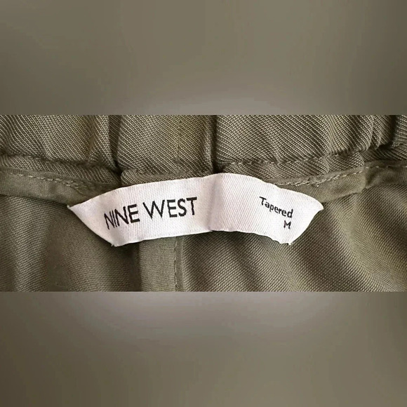 Nine West Tapered High-Waisted Utility Pants Green Olive - Size M - Picture 6 of 6